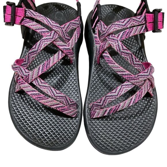 CHACO ZX1 Eco Tread Sandals Girls Size 1 Purple Geometric Buckle Hiking Outdoor - Picture 3 of 8